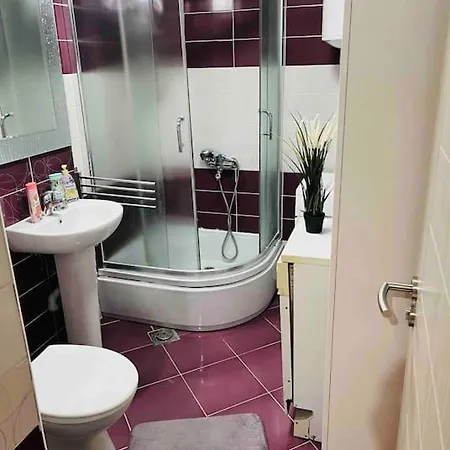 Riverhome Apartment-feel Like Skopje