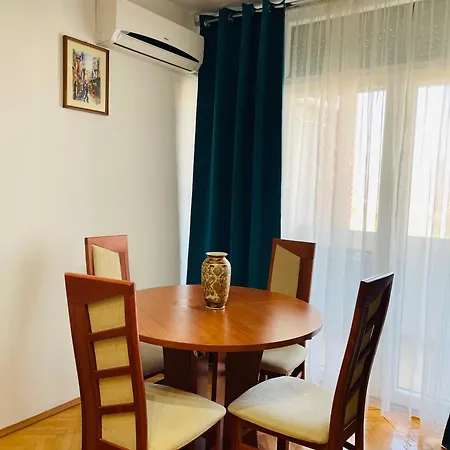 Riverhome Apartment-feel Like *